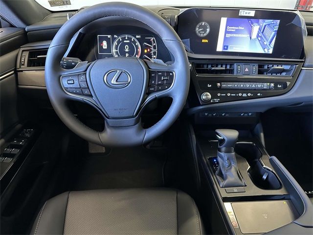 2025 Lexus ES 350