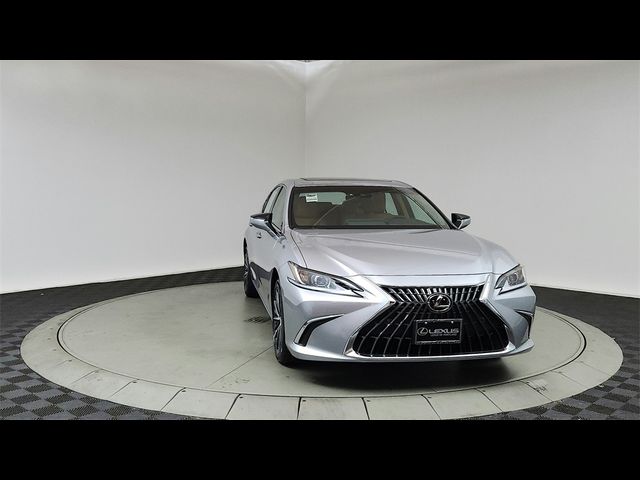 2025 Lexus ES 350