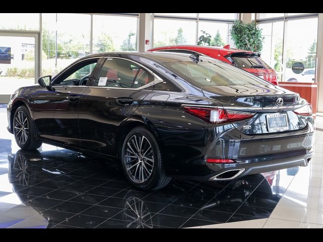 2025 Lexus ES 350