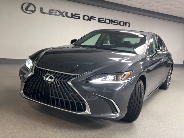 2025 Lexus ES 350