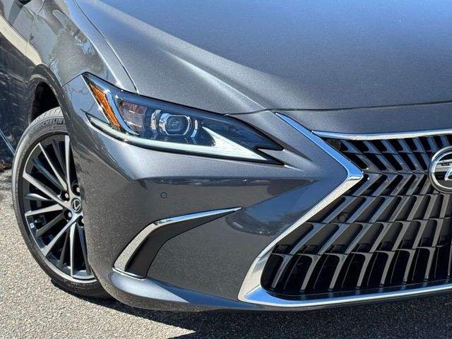 2025 Lexus ES 350