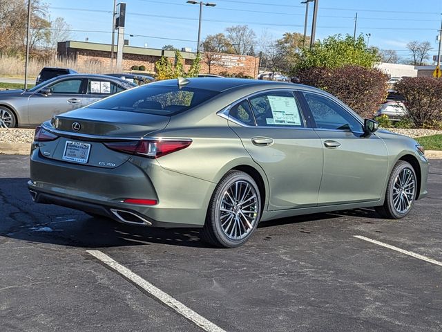 2025 Lexus ES 350