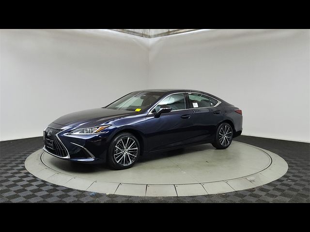 2025 Lexus ES 350