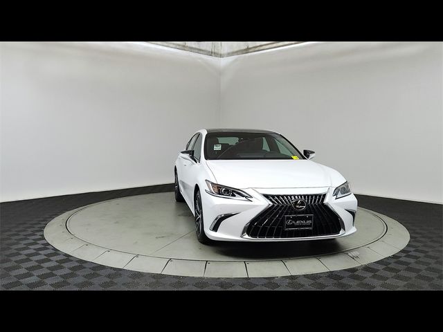 2025 Lexus ES 350