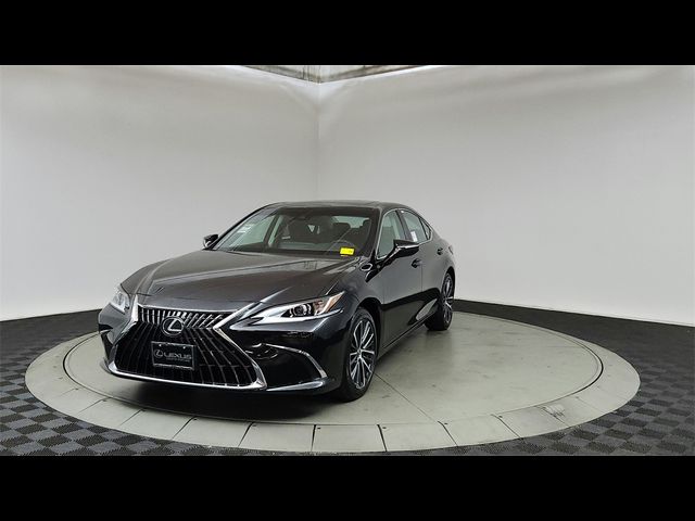 2025 Lexus ES 350