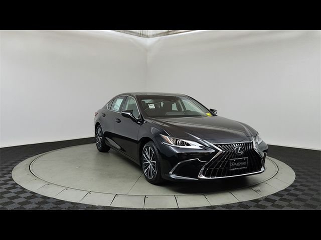 2025 Lexus ES 350