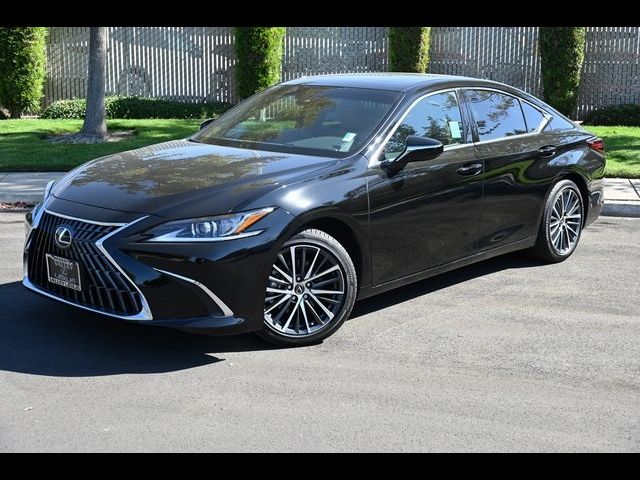 2025 Lexus ES 350