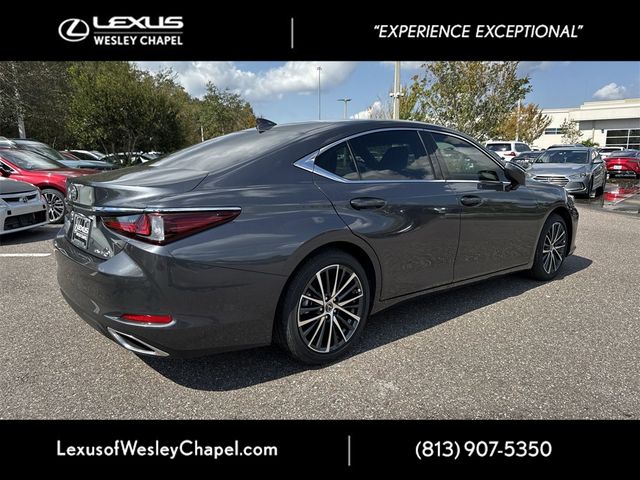 2025 Lexus ES 350