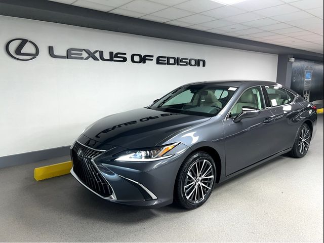 2025 Lexus ES 350