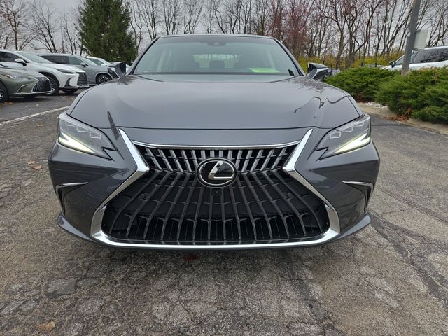 2025 Lexus ES 350 Ultra Luxury