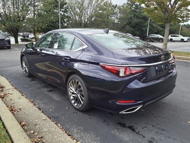 2025 Lexus ES 350 Ultra Luxury