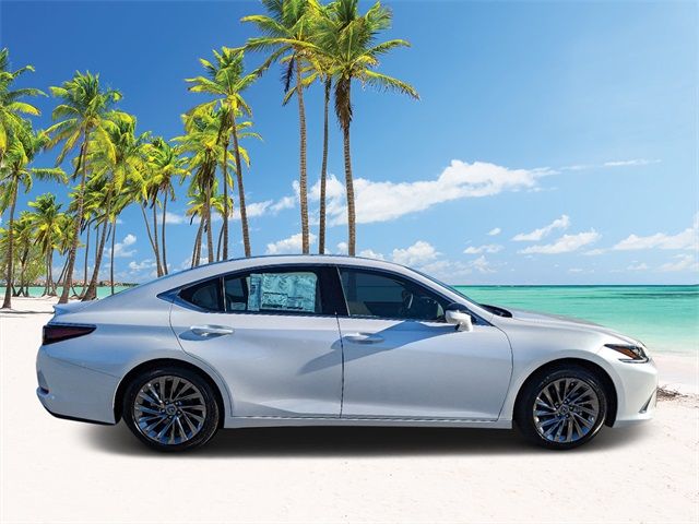 2025 Lexus ES 350 Ultra Luxury