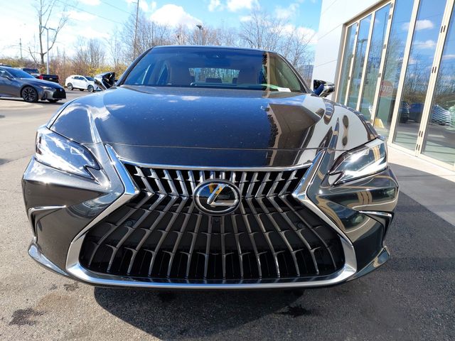 2025 Lexus ES 350 Ultra Luxury