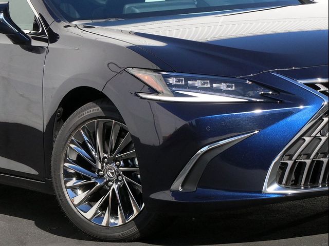 2025 Lexus ES 350 Ultra Luxury