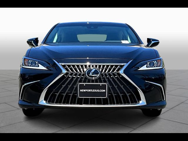 2025 Lexus ES 350