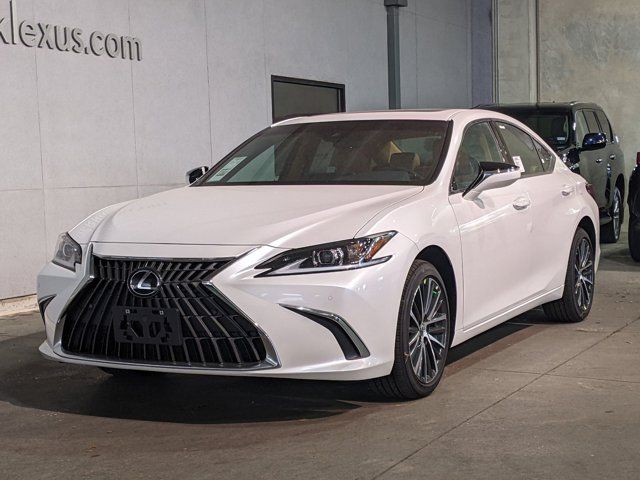 2025 Lexus ES 250