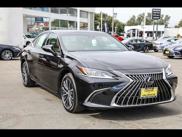 2025 Lexus ES 300h