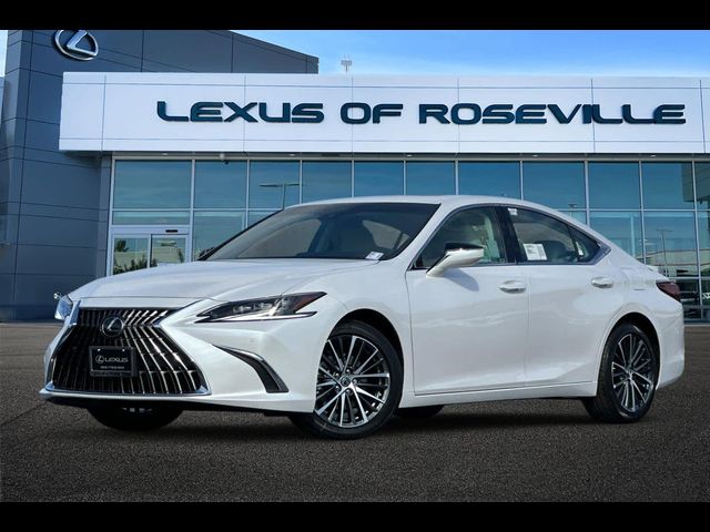 2025 Lexus ES 300h