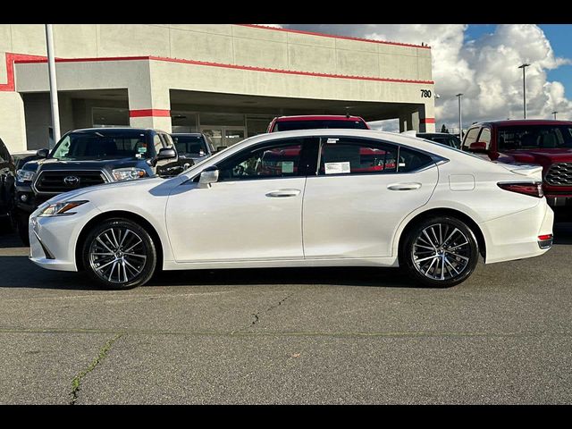 2025 Lexus ES 300h