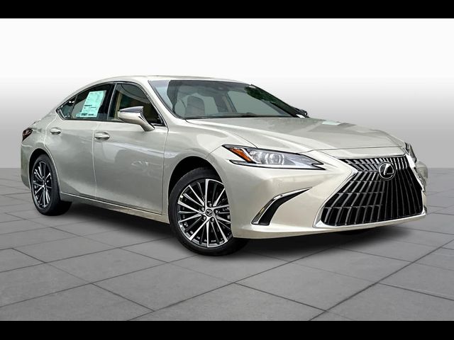 2025 Lexus ES 300h