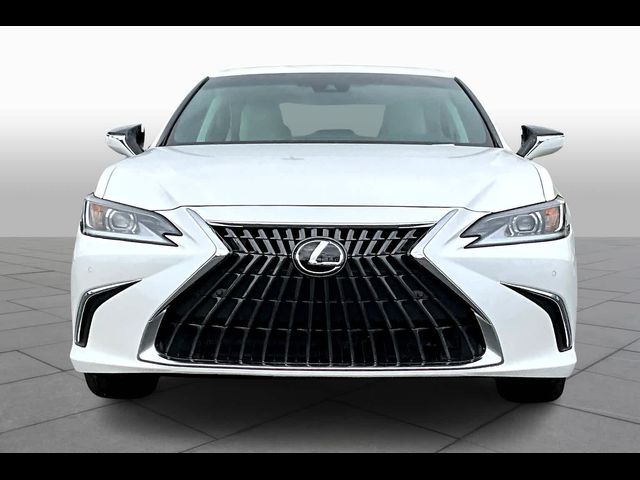 2025 Lexus ES 300h