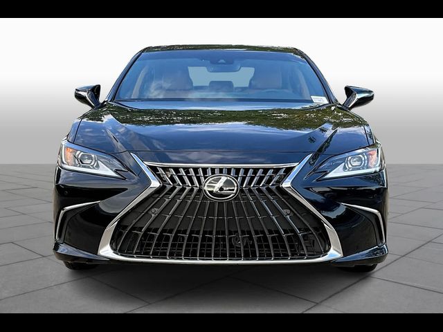 2025 Lexus ES 300h