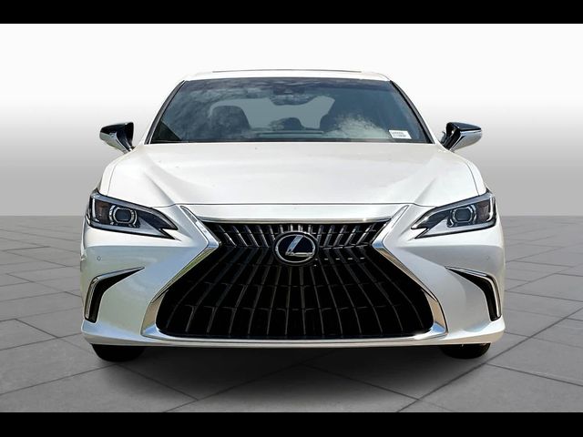 2025 Lexus ES 300h