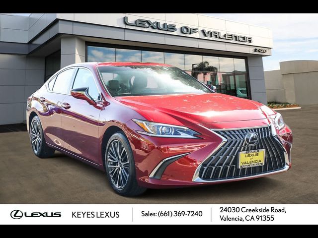 2025 Lexus ES 300h