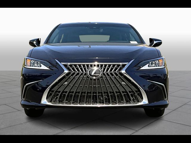 2025 Lexus ES 300h