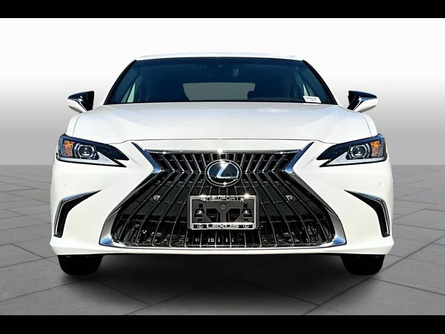 2025 Lexus ES 300h