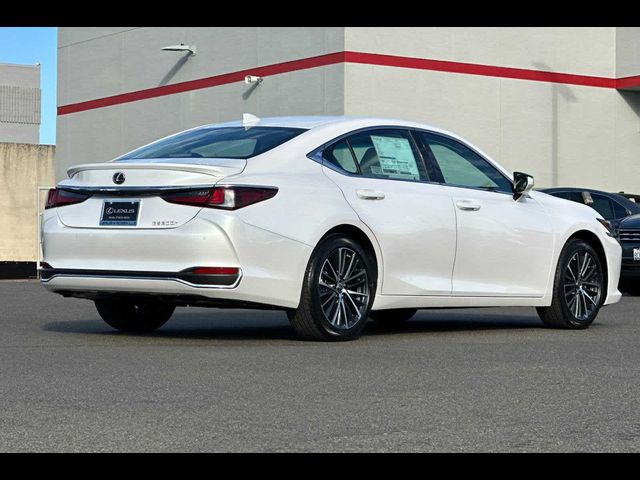 2025 Lexus ES 300h