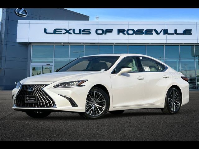 2025 Lexus ES 300h