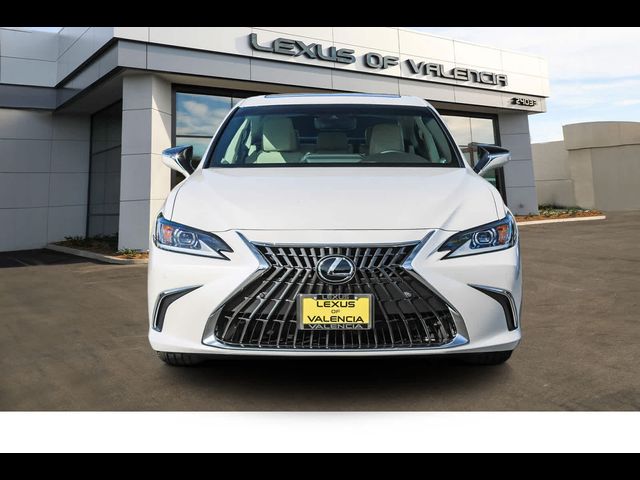 2025 Lexus ES 300h