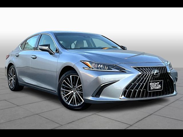 2025 Lexus ES 300h