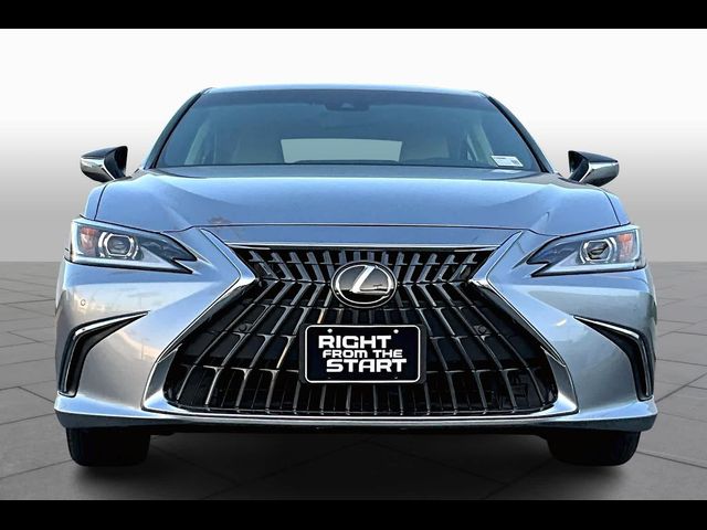 2025 Lexus ES 300h