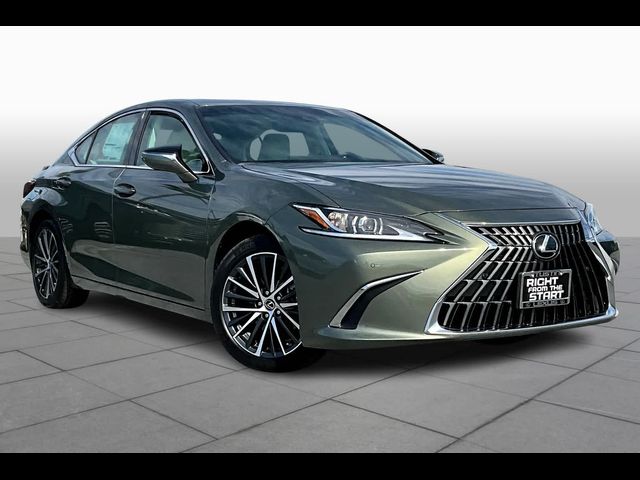 2025 Lexus ES 300h