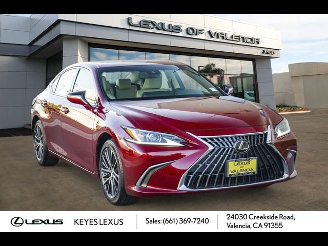 2025 Lexus ES 300h