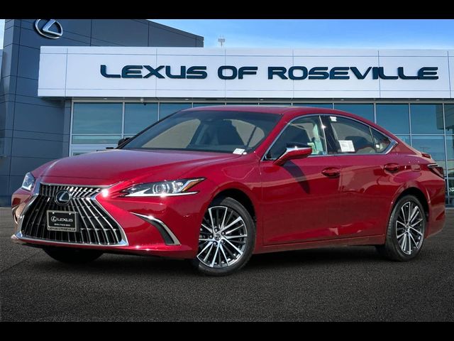 2025 Lexus ES 300h