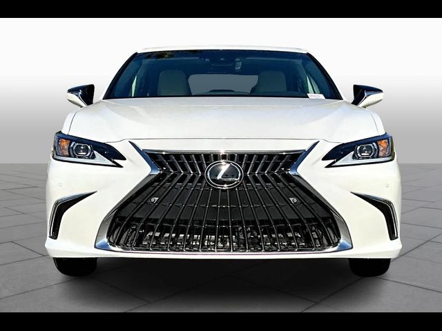 2025 Lexus ES 300h