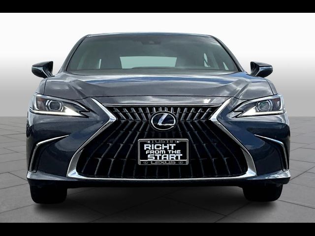 2025 Lexus ES 300h