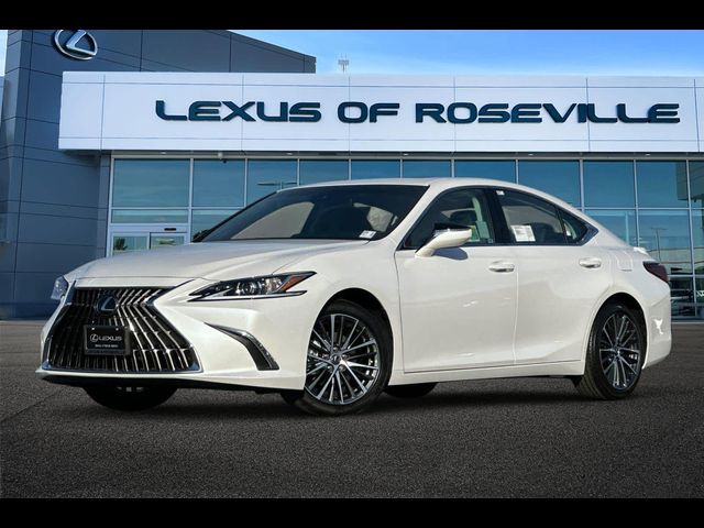 2025 Lexus ES 300h