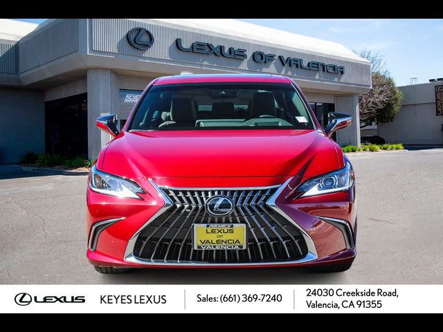 2025 Lexus ES 300h