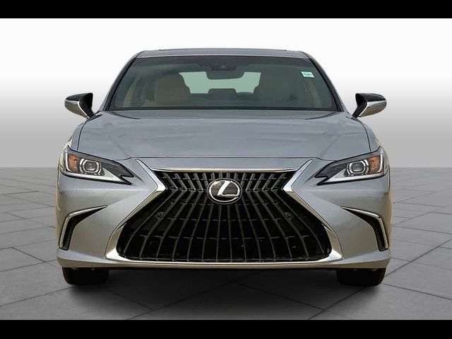 2025 Lexus ES 300h