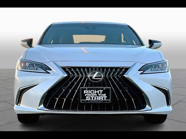 2025 Lexus ES 300h