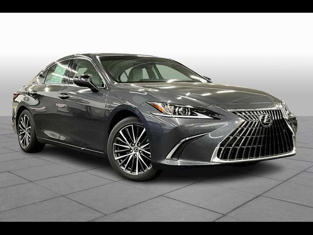 2025 Lexus ES 300h