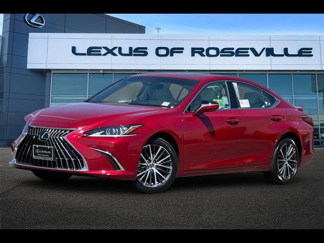 2025 Lexus ES 300h