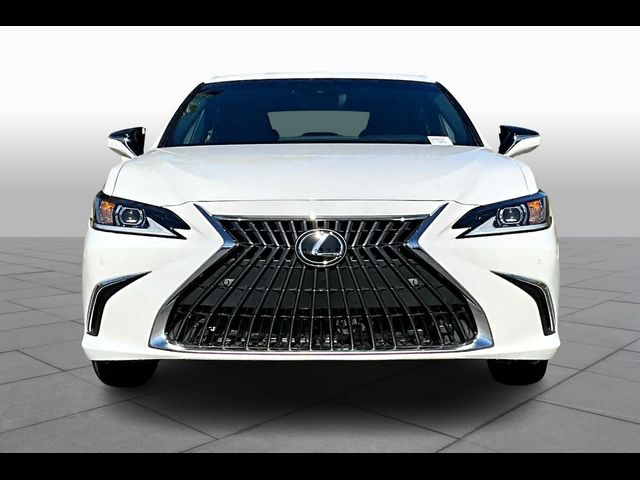 2025 Lexus ES 300h