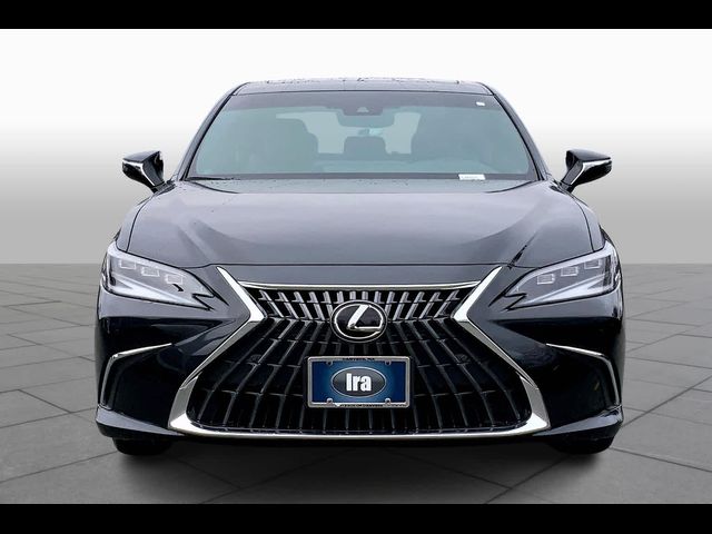 2025 Lexus ES 300h