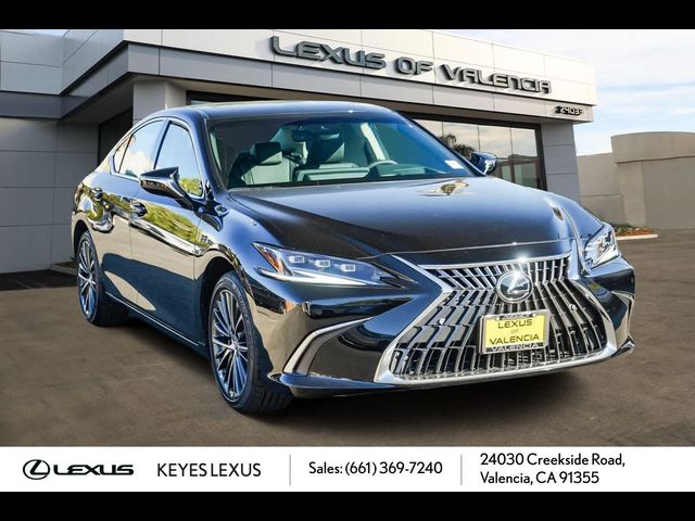 2025 Lexus ES 300h