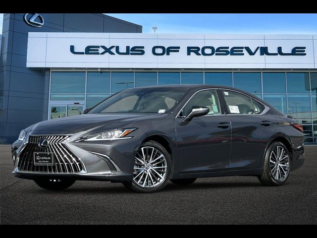 2025 Lexus ES 300h